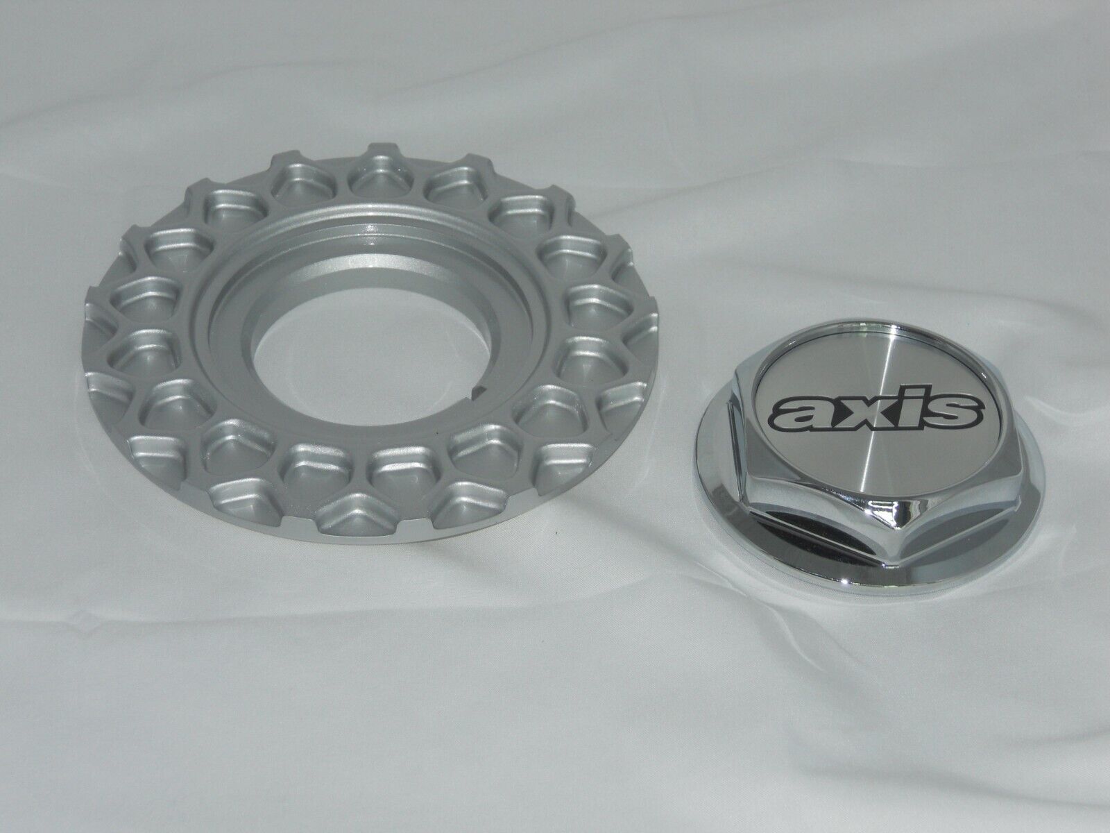 AXIS KLASSIC MESH SILVER WHEEL RIM CENTER CAP THREADED THREAD ON 6-3/4 ...